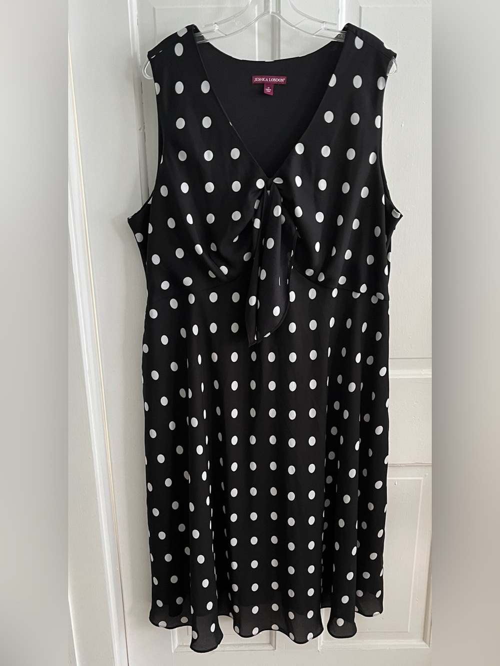 Jessica London size 20 black white polka dots dress sleeveless